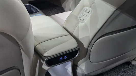 Genesis GV60 2022 29