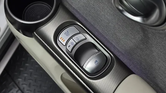 Genesis GV60 2022 30