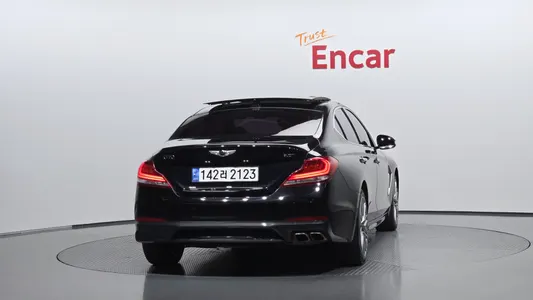 Genesis G70 2.0T 2019 4