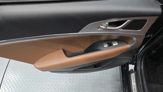 Genesis G70 2.0T 2019 26