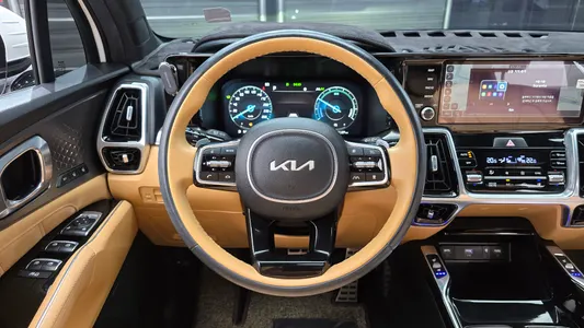 Kia 4 HEV 1.6 2WD 2022 13