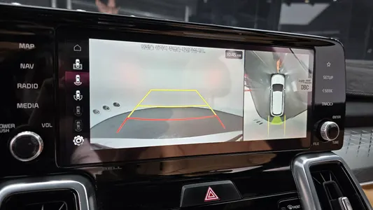 Kia 4 HEV 1.6 2WD 2022 15