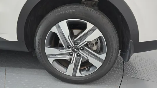 Kia 4 HEV 1.6 2WD 2022 21