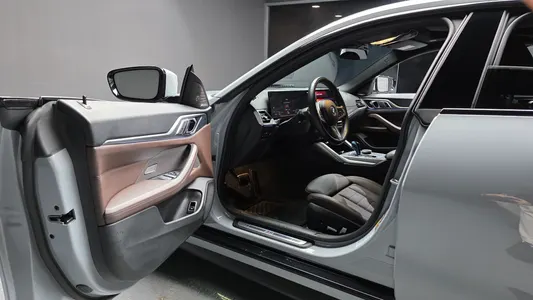 BMW i4 eDrive40 M 2023 10