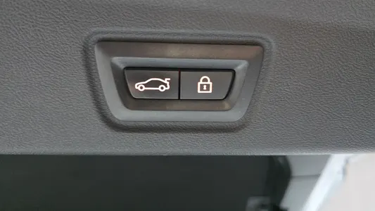 BMW i4 eDrive40 M 2023 16