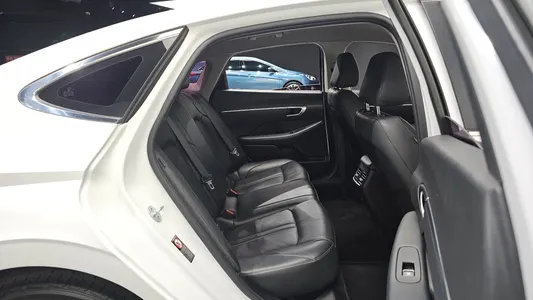 Hyundai (DN8) 2.0 LPG() 2019 11