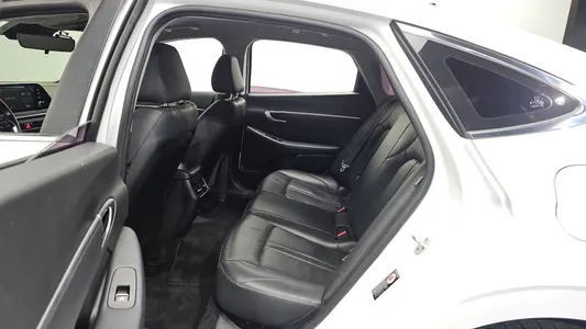 Hyundai (DN8) 2.0 LPG() 2019 12