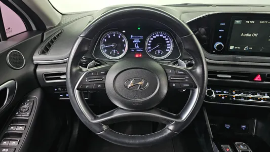 Hyundai (DN8) 2.0 LPG() 2019 14