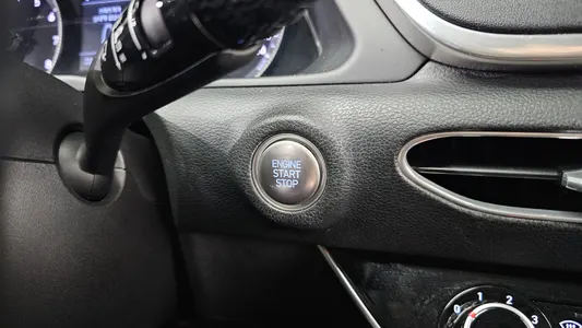 Hyundai (DN8) 2.0 LPG() 2019 19