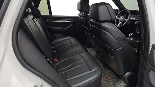 BMW X5 (F15) xDrive 40d 2017 12