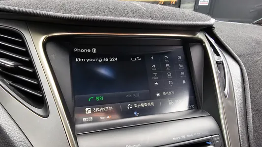Hyundai HG 2014 16