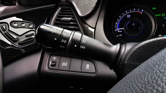 Hyundai HG 2014 27