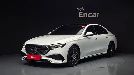 Mercedes-Benz E-Class W214 E300 4MATIC AMG Line 2024