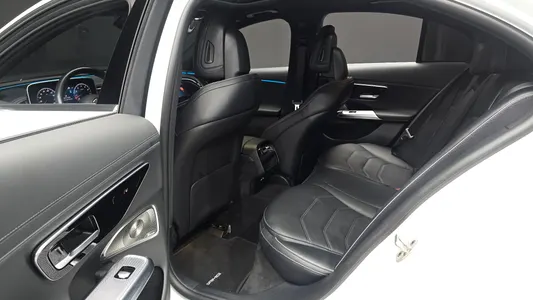 Mercedes-Benz E-Class W214 E300 4MATIC AMG Line 2024 11