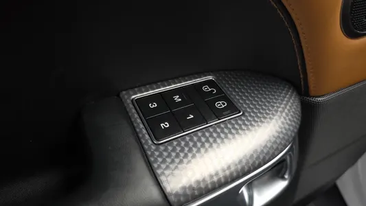 Land Rover 2 3.0 SDV6 HSE 2019 32