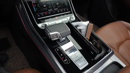 Audi Q8 (4M) 45 TDI 2021 8