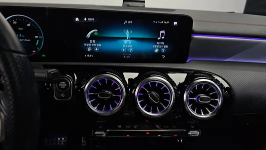 Mercedes-Benz CLA-Class C118 CLA250 4MATIC 2021 14