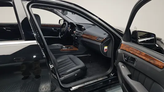 Mercedes-Benz E-Class W212 E300 2012 10