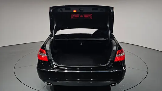 Mercedes-Benz E-Class W212 E300 2012 19
