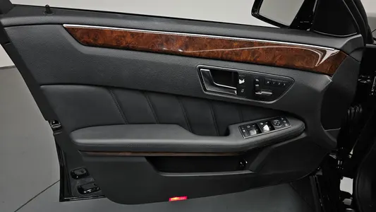Mercedes-Benz E-Class W212 E300 2012 24