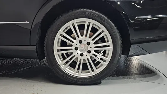 Mercedes-Benz E-Class W212 E300 2012 21