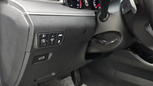 Kia K5 3 2.0 LPI() 2023 17