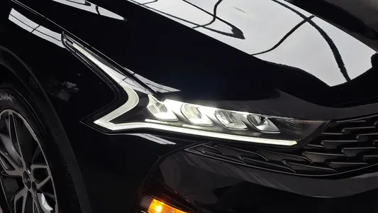 Kia K5 3 2.0 LPI() 2023 22