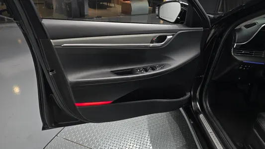 Hyundai IG 2022 23