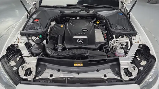 Mercedes-Benz E-Class W213 E300e 4MATIC 2021 6