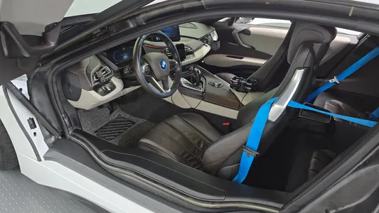 BMW i8 2016 10