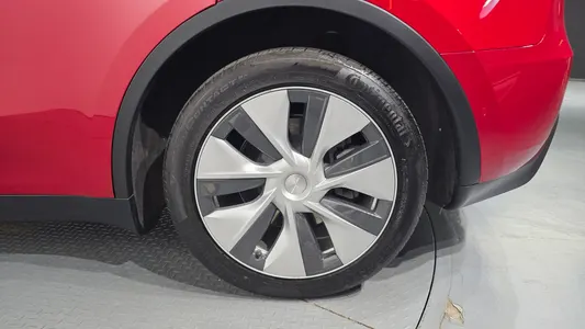 Tesla Y AWD 2022 21