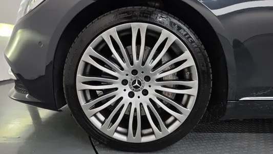 Mercedes-Benz S-Class W222 S560L 4MATIC 2019 4