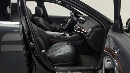Mercedes-Benz S-Class W222 S560L 4MATIC 2019 26