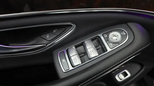 Mercedes-Benz S-Class W222 S560L 4MATIC 2019 37