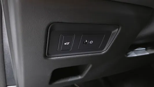 Land Rover 5 2.0 SD4 SE 2019 29