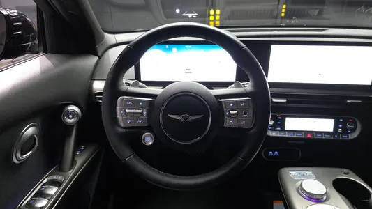 Genesis GV60 2022 13