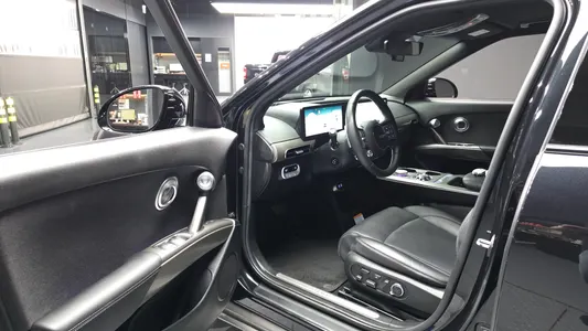 Genesis GV60 2022 10
