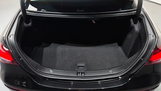 Mercedes-Benz E-Class W213 E250 2023 19