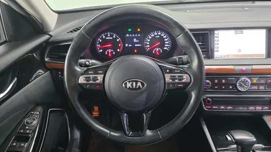 Kia K7 3.0 LPI () 2016 13