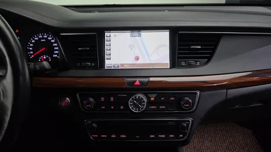 Kia K7 3.0 LPI () 2016 14