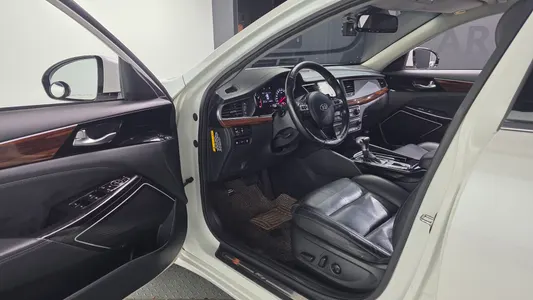 Kia K7 3.0 LPI () 2016 10