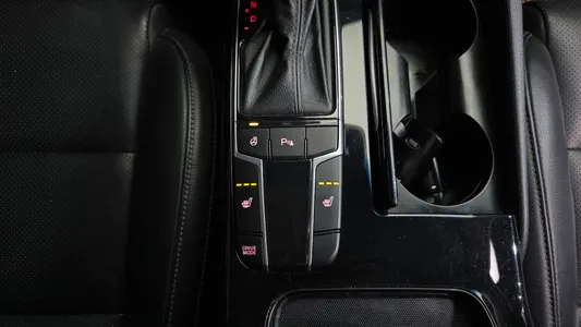 Kia K7 3.0 LPI () 2016 17
