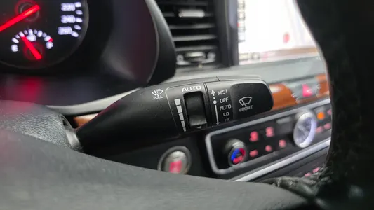 Kia K7 3.0 LPI () 2016 29