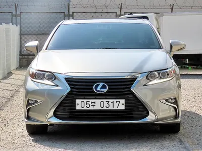 Lexus ES300h 2016