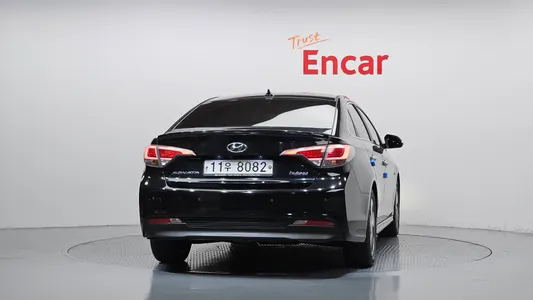 Hyundai LF 2.0 HEV 2015 4