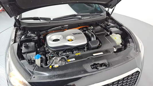 Hyundai LF 2.0 HEV 2015 6