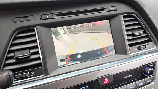 Hyundai LF 2.0 HEV 2015 16
