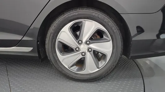 Hyundai LF 2.0 HEV 2015 21
