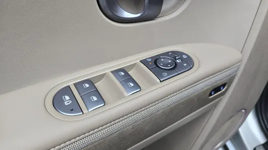 Hyundai 5 2024 38