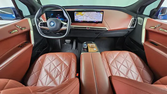 BMW iX xDrive50 2023 7